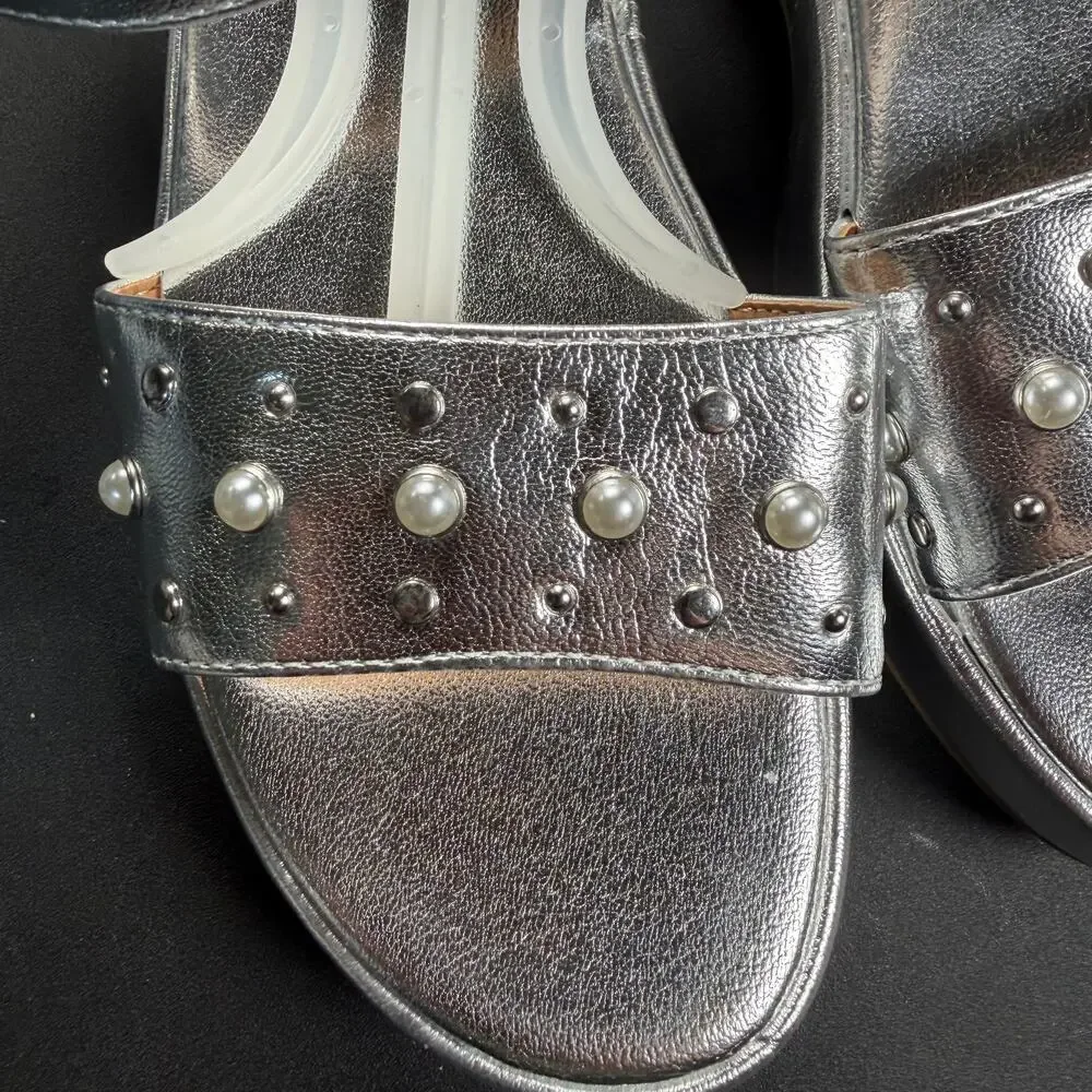 Art Class Sandals Girls Size 4Y Silver Liana Open Toe Faux Pearls Hook and Loop